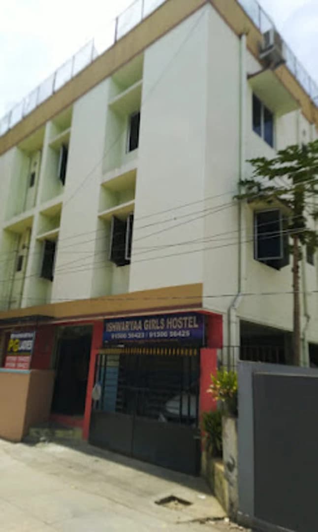 Ishwaryaa Ladies Hostel Sholinganallur — PG in Sholinganallur, Chennai