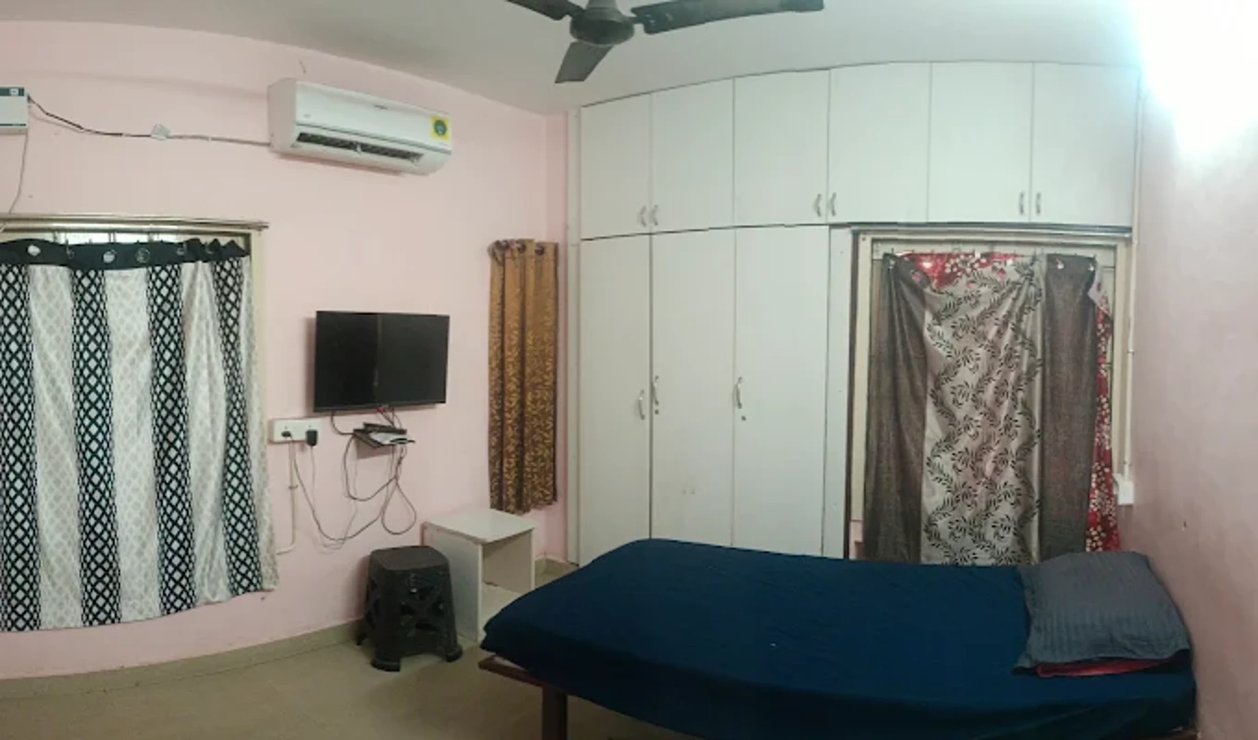 M M Mens Hostel & PG — PG accommodation in Ayyappanthangal,, Chennai