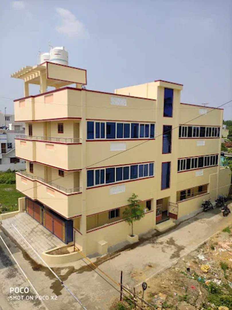 Saraswathi ladies hostel — PG accommodation in Mangadu, Chennai