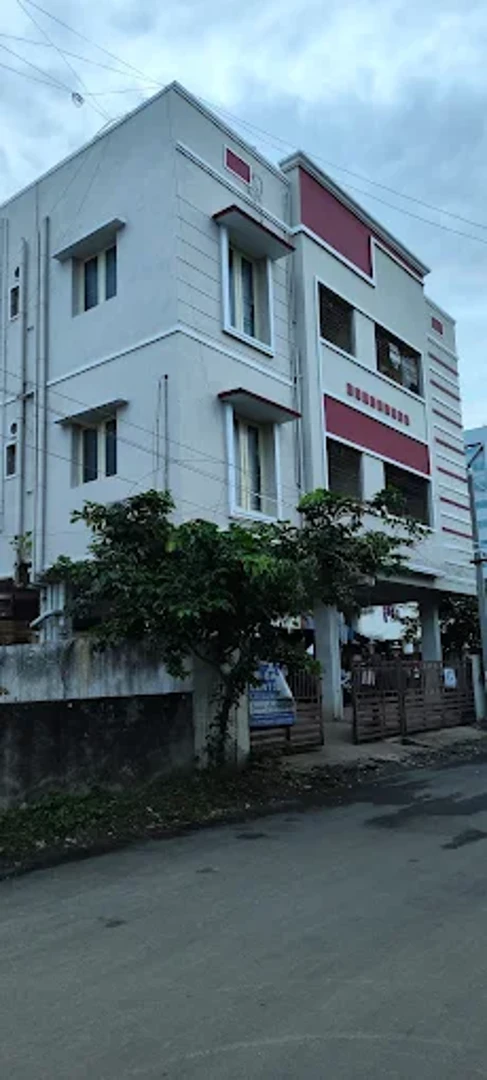 Sri Balaji Gents PG — PG accommodation in Thoraipakkam, Chennai