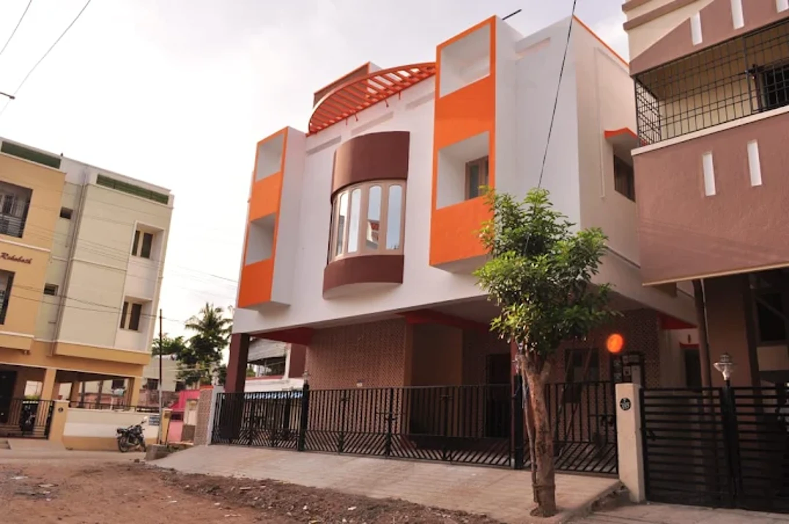 Indhra Women's Hostel — PG accommodation in  Medavakkam, Chennai