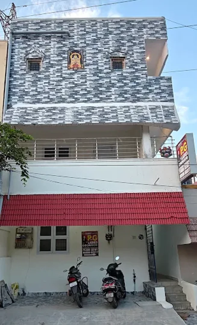 Mahi Premium PG For Ladies- Ramapuram — PG in Sholinganallur, Chennai