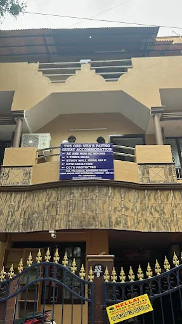 THE GRD MEN'S HOSTEL/PG — PG accommodation in  Anna Nagar West Extension, Chennai