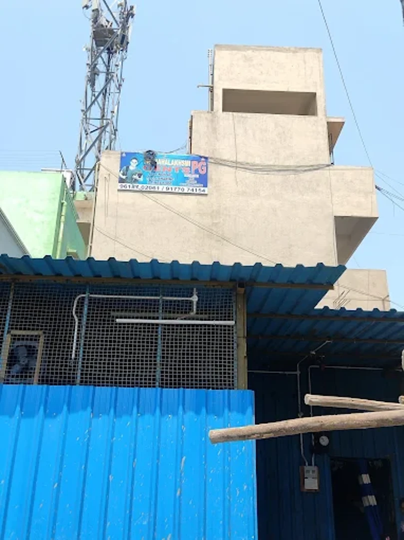 SRI MAHALAKSHMI GENTS PG — PG accommodation in Sholinganallur, Chennai