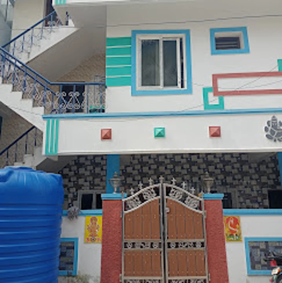 Dolphin Men's PG — PG in tambaram, Chennai