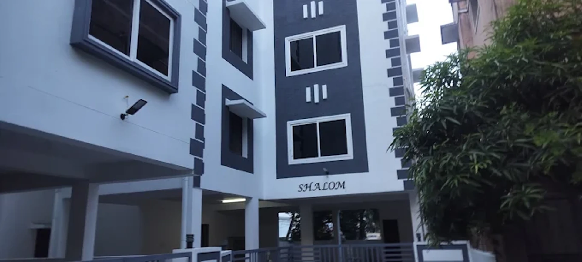 Sri Vishnu Priya luxury's Ladies Hostel — PG accommodation in Tambaram,, Chennai