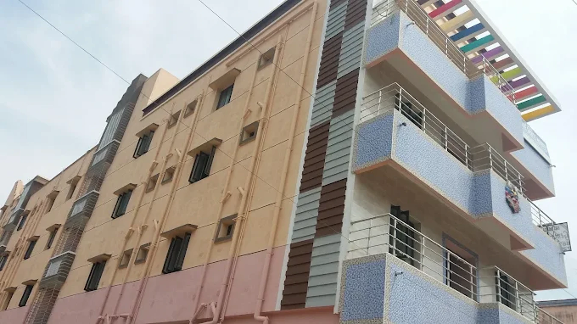 Sai Grand Gents PG Hostel — PG accommodation in Navalur, Chennai