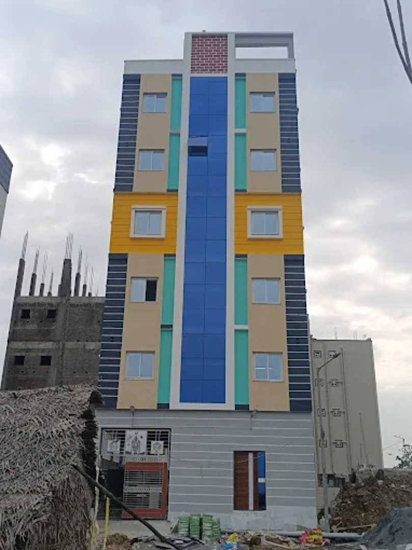 BLR PG.GENTS LUXURY PG SIRUSERI — PG accommodation in siru seri, chennai