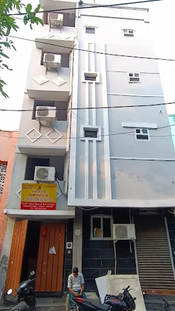 SPS Men's PG Nungambakkam — PG accommodation in Thousand Lights,, Chennai,