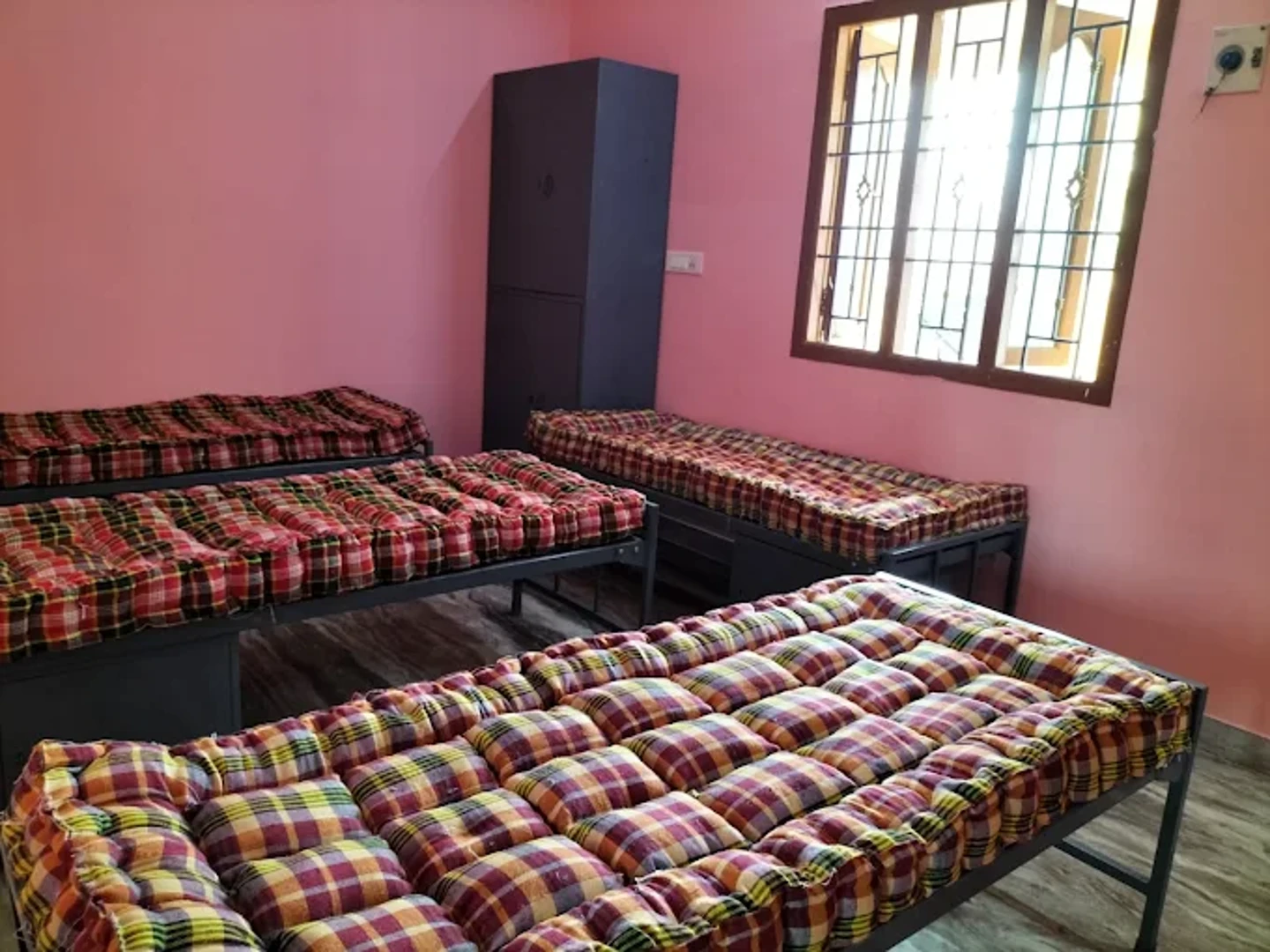 Vimal Mens Hostel — PG accommodation in Poonamallee, Chennai,
