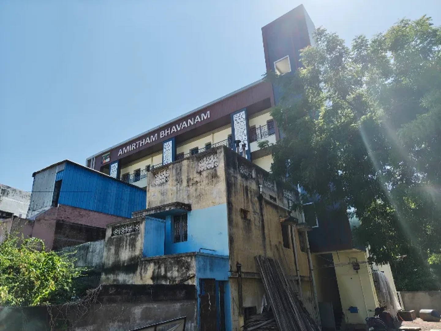 SRI VAREE ILLAM MEN'S HOSTEL-2 — PG accommodation in Gandhi Nagar, Madurai